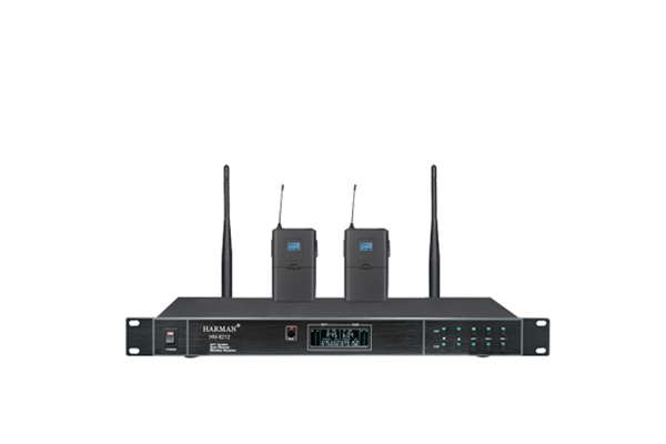 UHF一拖二無線會議話筒/HM-8212(圖2) 1.2HM-8212.png